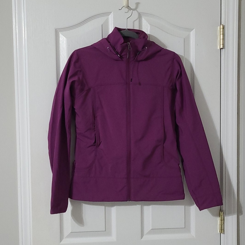 Marmot Softshell Jacket with Hood EUC Small